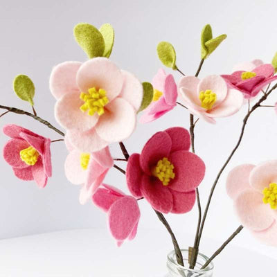 Cherry Blossom Posy Felt Flower Craft Kit | Yarn Worx