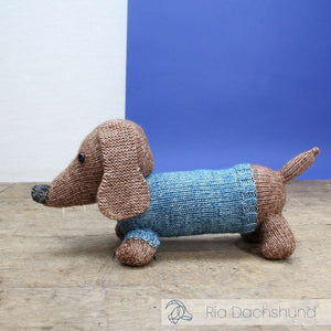 Hardicraft - Ria Dachshund - Knitting Kit | Yarn Worx