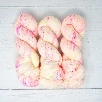 Market Town Yarns - Squishy DK Yarn - 100g